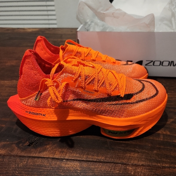 Nike Alphafly 2 - Picture 1 of 9